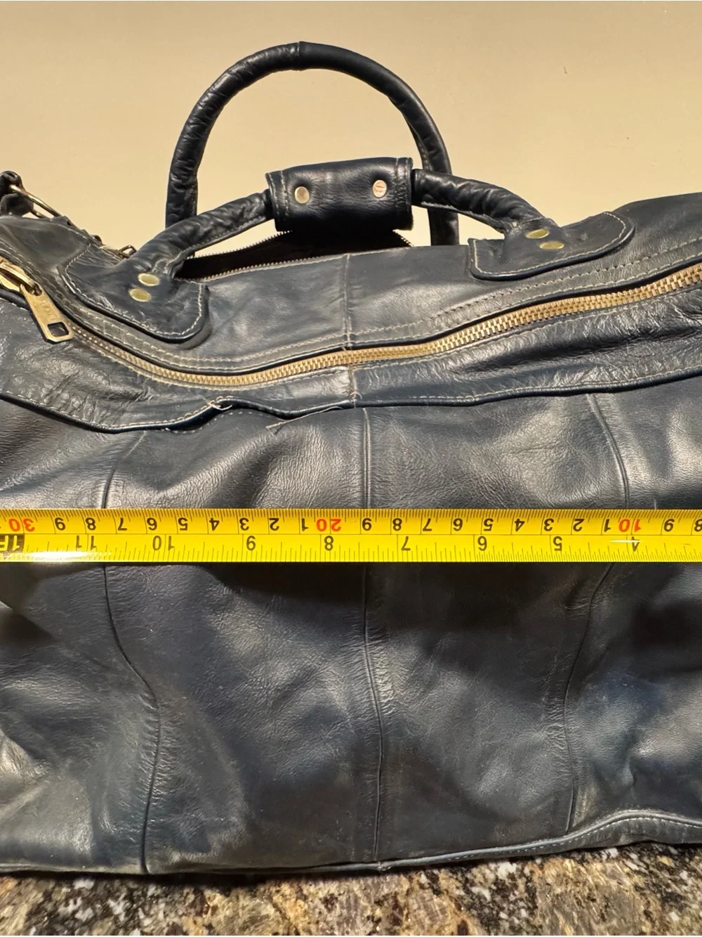 N/A spacious navy